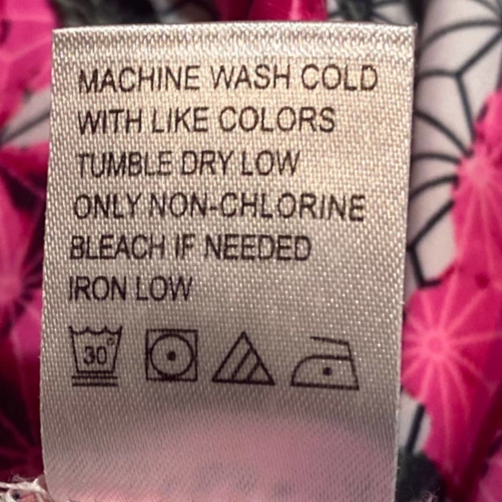 Tail Floral Geo Skort In White Pink & Black Size L Fits 14, 16, XL, 1X - Picture 10 of 10